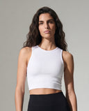 SUE • Kadın Yüksek Yaka Crop Top — Kırık Beyaz