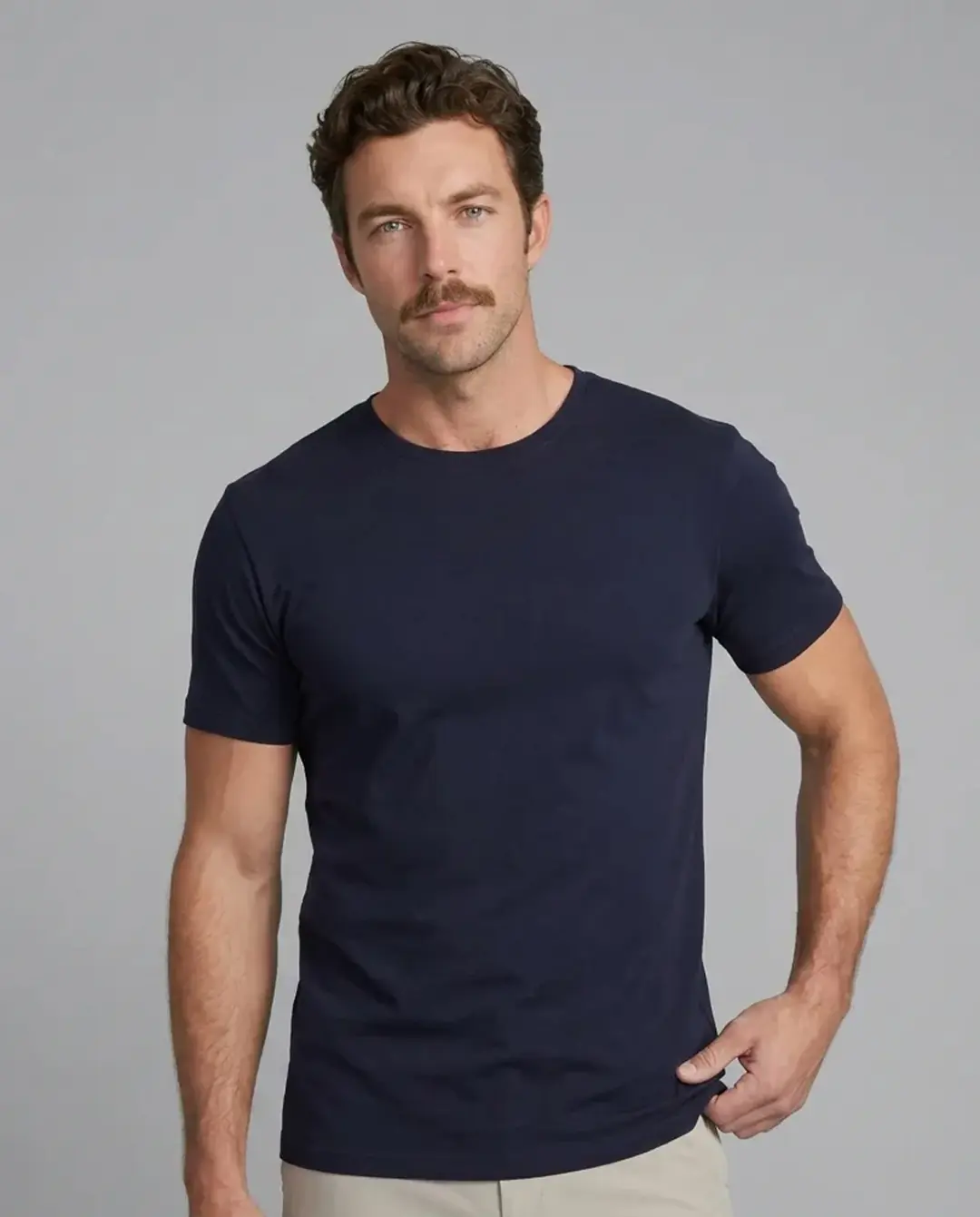 Ürün görseli: LIOR • Erkek Bisiklet Yaka Basic T-Shirt - Lacivert