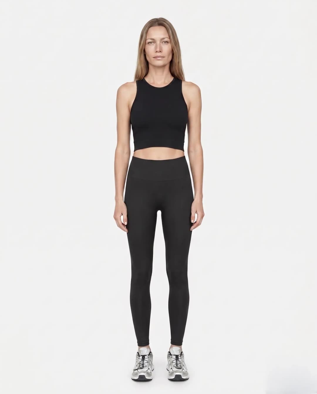 Ürün görseli: SUE Crop Top Body Fit - Siyah