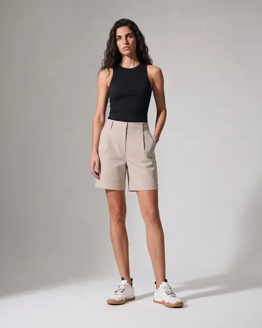 LYRA • Women Linen-Blend Bermuda Shorts